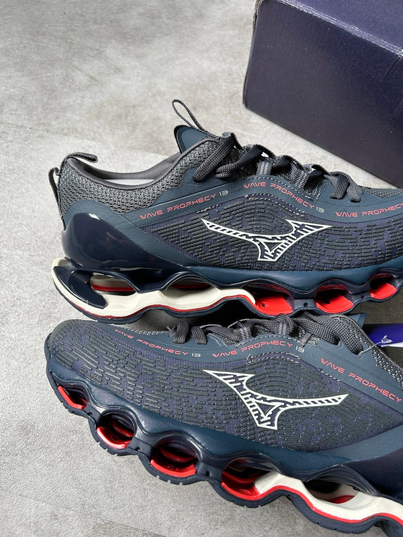 MIZUNO PROPHECY 13